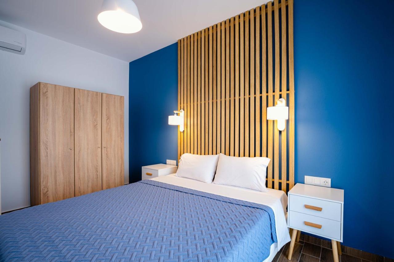 Elvis Nest Apartment Nea Moudania Bagian luar foto