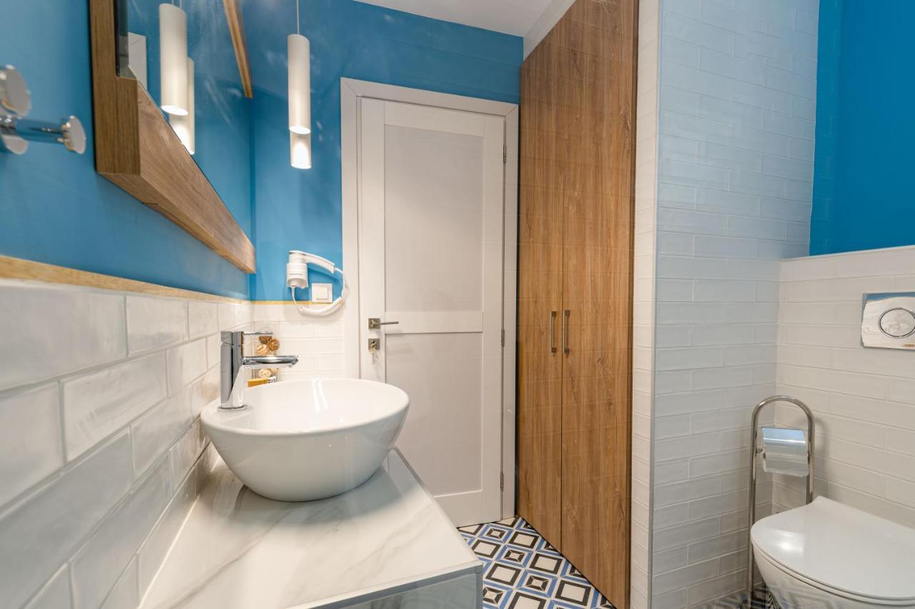 Elvis Nest Apartment Nea Moudania Bagian luar foto